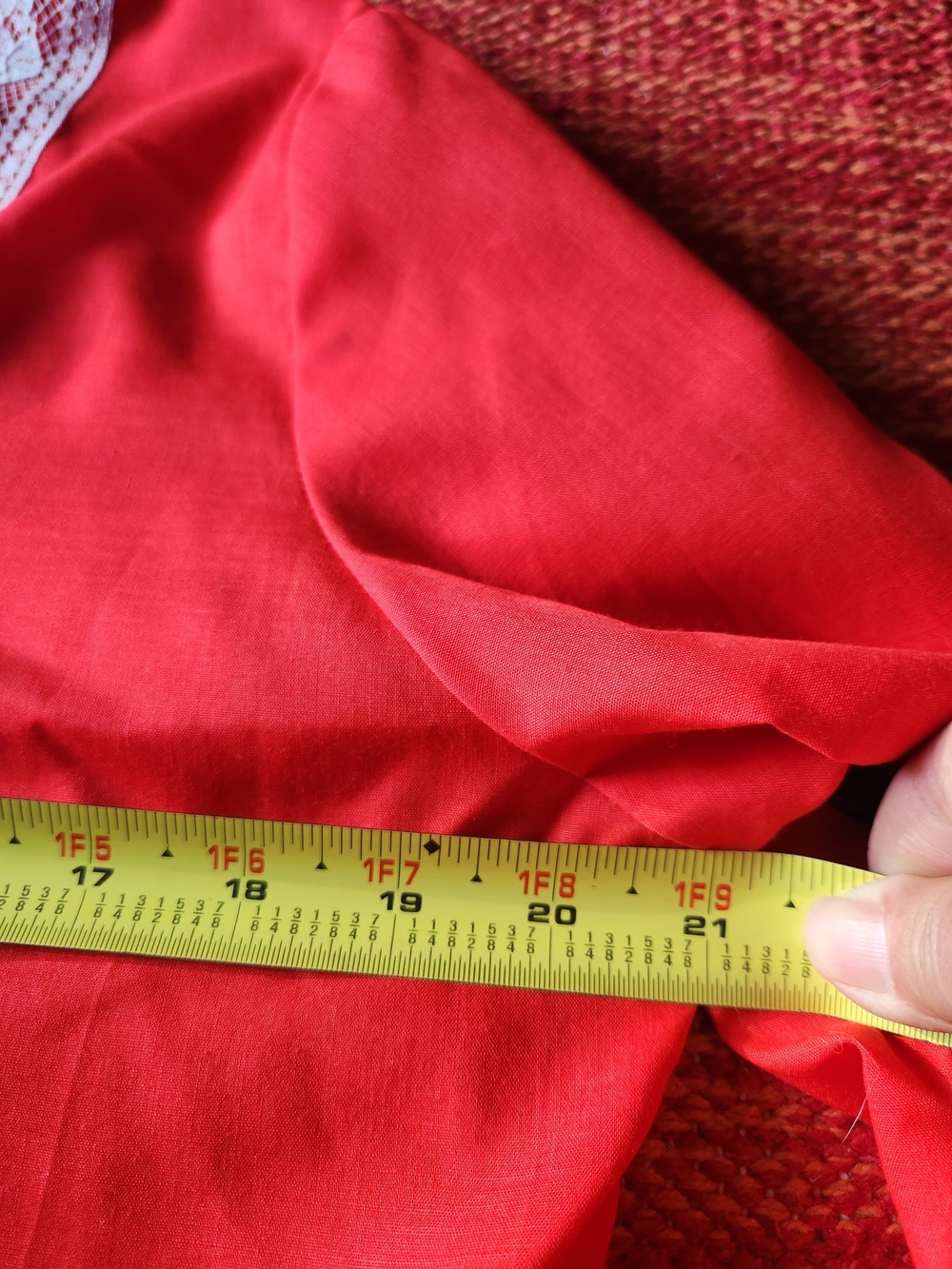 Red Lace Trim Vintage-Style Blouse - Picture 9 of 10